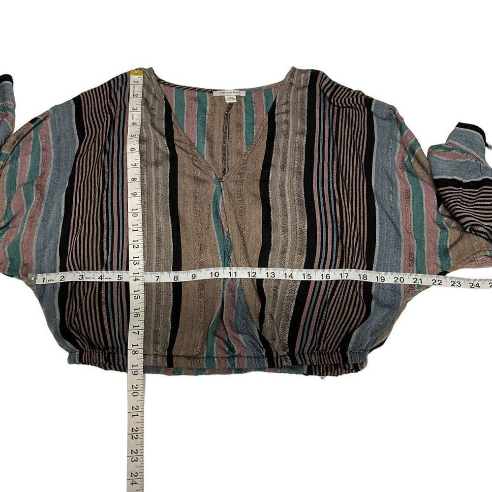American Eagle Crop Top Surplice Front Black Tan Grey Stripe Clasp Closure Small - Picture 3 of 9